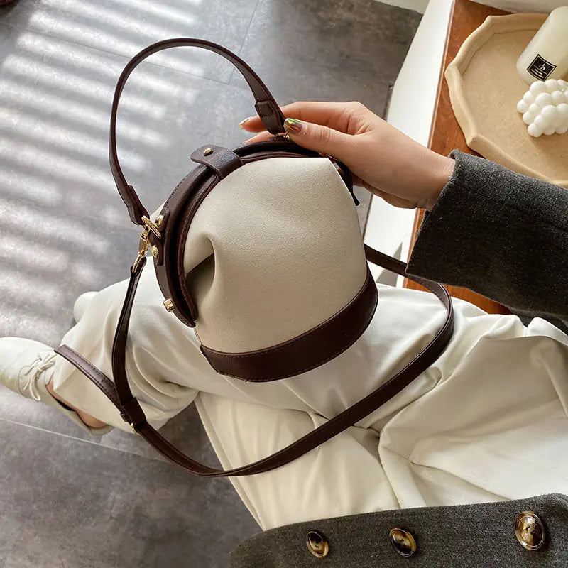 Korean Style Fashion Messenger Bag and Handbag